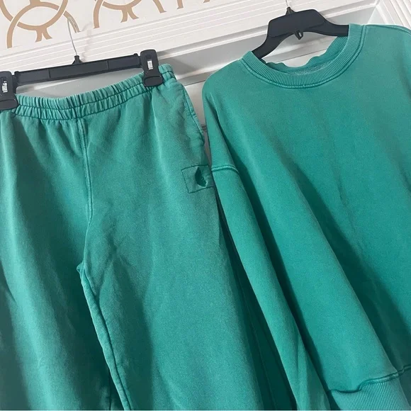 FREE PEOPLE GREEN GLOW ALL STAR JOGGER SET COTTON !!!! - Picture 3 of 5